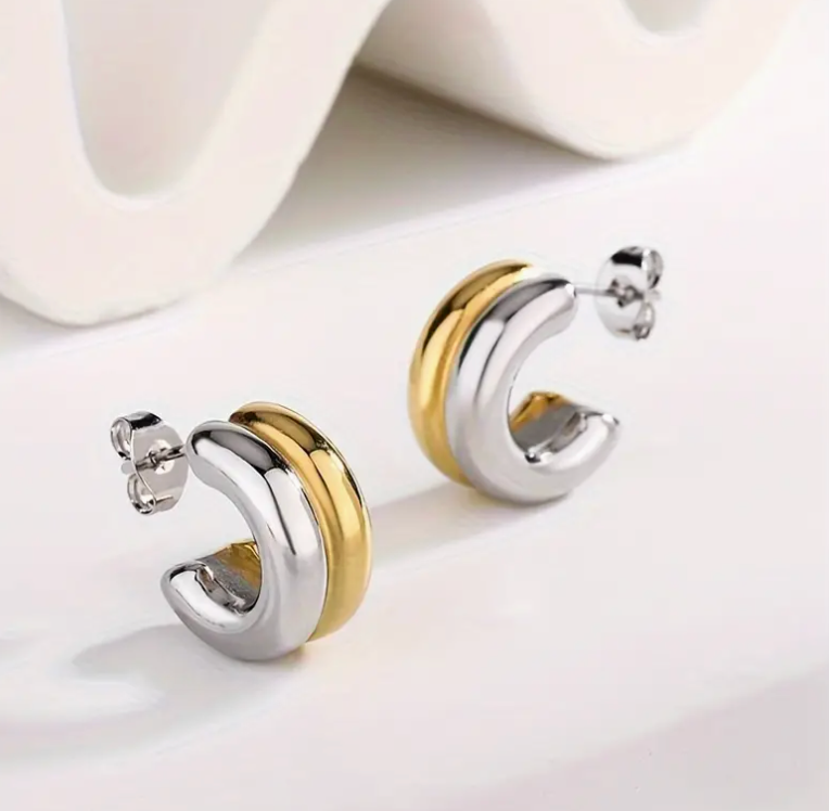 Crested Elegance Earrings